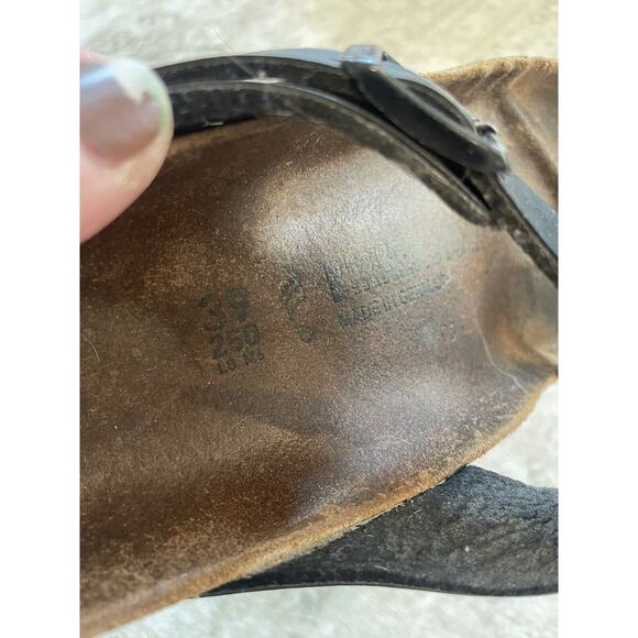 Birkenstock Size 39 Gizeh Birko Flor Sandals Black Leather Buckle Preloved - Picture 2 of 11